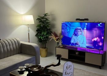 شقة بصالة وغرفة نوم
