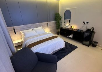 استديو هادئ بسرير ماستر 