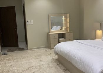 شقة فاخرة بغرفتين نوم وصالة