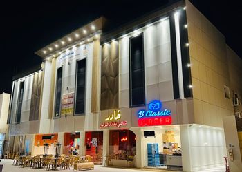 شقة بسرير ماستر بتصميم انيق