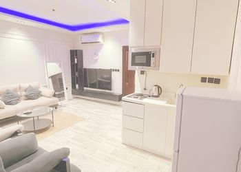 شقة بتصميم أنيق ودخول ذاتي