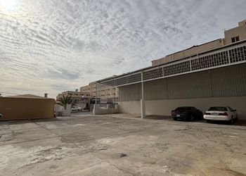 استديو بسرير ماستر