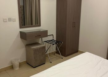 استديو بسرير ماستر 