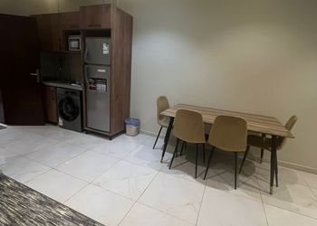 سويت بسرير ماستر وتلفزيون 