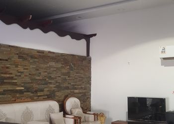 استراحة انيقة بجلسة خارجية