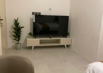 استديو هادئ بسرير ماستر 