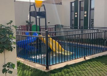 شاليه بمسبح