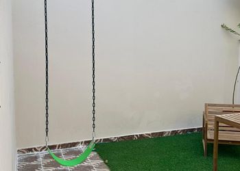 شاليه بإطلاله على مزرعة ومسبح