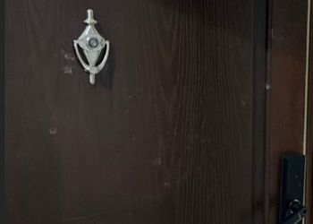 شقة بغرفتين نوم وصالة
