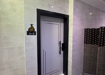 شقة بغرفة معيشة وغرفة نوم 