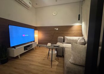 استديو بسرير ماستر ودخول ذاتي