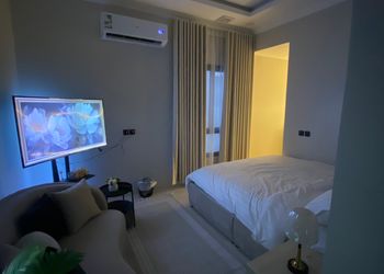 استديو هادئ بسرير ماستر 