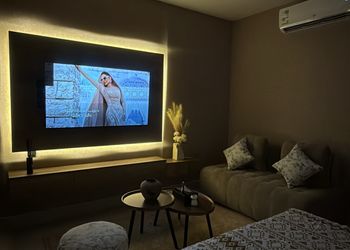 استديو بسرير ماستر وجلسة جانبية 