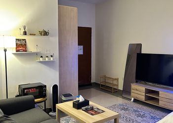 استديو بسرير ماستر وأثاث مريح