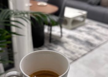 شقة بصالة وغرفتين نوم