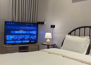 استديو بسرير ماستر