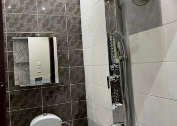 استديو بسرير ماستر وجلسة جانبية