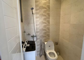 استديو بسرير ماستر وجلسة جانبية 