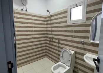 استديو هادئ بسريرين فردية