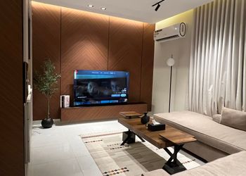 شقة بصالة مريحة ودخول ذاتي 