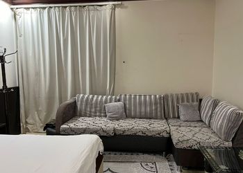 استديو بسرير ماستر