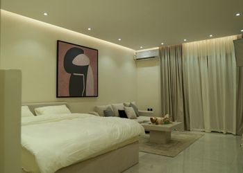 استديو بأثاث مريح وبسيط 