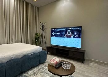 استديو هادئ بسرير ماستر 