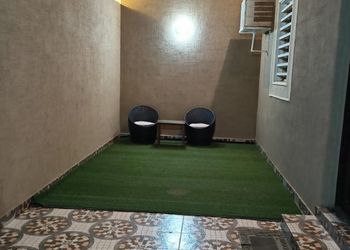 شاليه بغرفة نوم مطلة على المسبح 