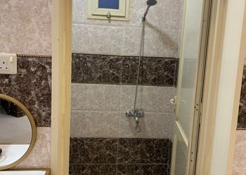 شاليه بمسبح والعاب أطفال