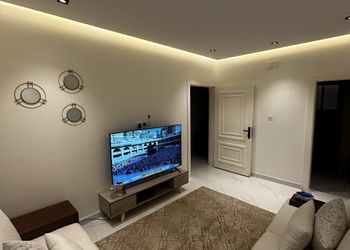شقه مريحه دور ارضي بغرفتين نوم