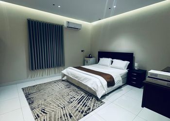استديو هادئ بسرير ماستر 