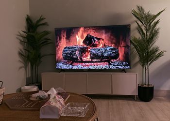 استديو بسرير ماستر وجلسة جانبية