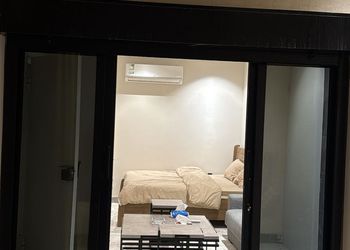 استديو هادئ بسرير ماستر 