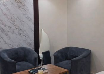 استديو بأثاث مريح وبسيط 