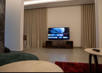 استديو بسرير ماستر ودخول ذاتي