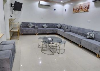 شاليه بألعاب مائية وجلسة خارجية