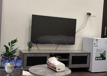 استديو بسرير ماستر و تصميم انيق 