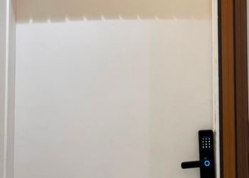 استديو بسرير ماستر