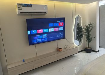 استديو بسرير ماستر وجلسة جانبية 