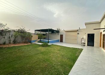 شاليه بطاولة تنس ومسبح