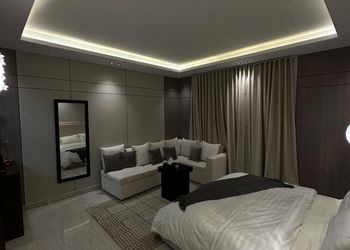 استديو هادئ بدخول ذاتي 