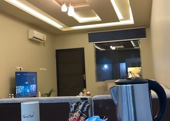 شاليه بجلسة خارجية ومسبح