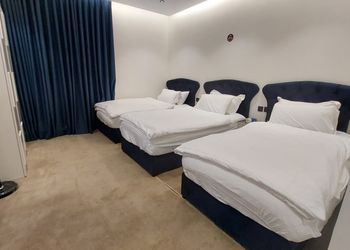 غرفة ثلاثية عائلية بحمام