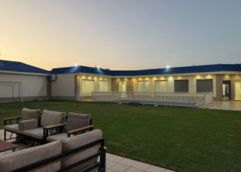 استراحة بجلسة خارجية ومسبح