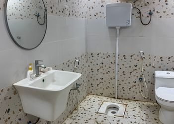 استراحة بملحق خارجي