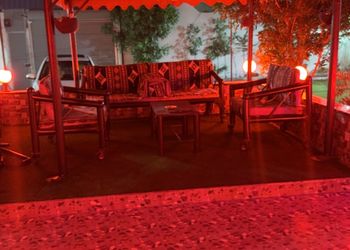 استراحة بجلسة خارجية و مجالس