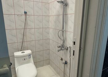 استديو بسرير ماستر وجلسة جانبية 