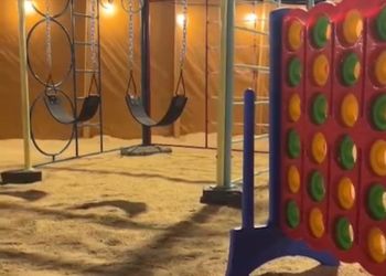مخيم بجلسات خارجية واجواء ممتعة 