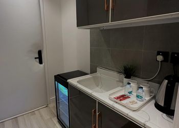 استديو بسرير ماستر ودخول ذاتي