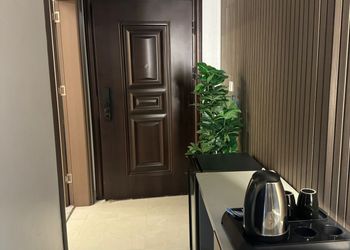 استديو بسرير ماستر وجلسة 